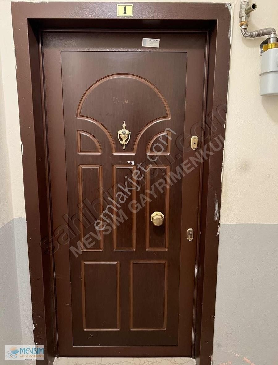 Bahçelievler Şenyurtta Satılık Giriş Kat Daire