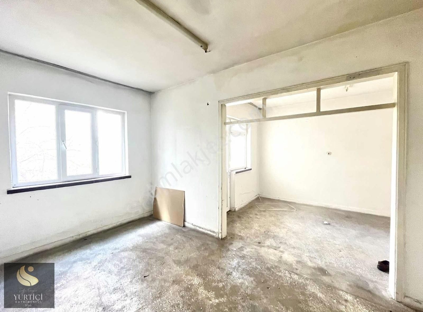 Yurtiçi Gayrimenkul Edeler Pastanesi Arkası 2+1 Satılık Daire