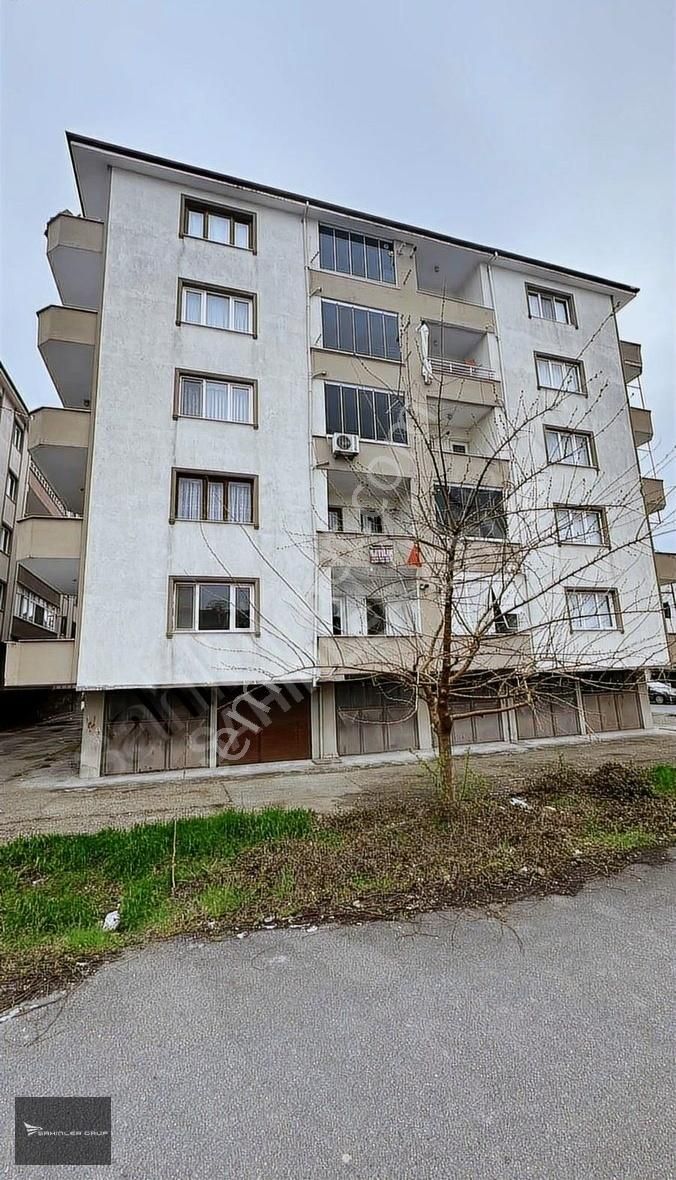**erenler'de Yerden Isıtma 145 M² Daire İle Konforu Keşfedin !
