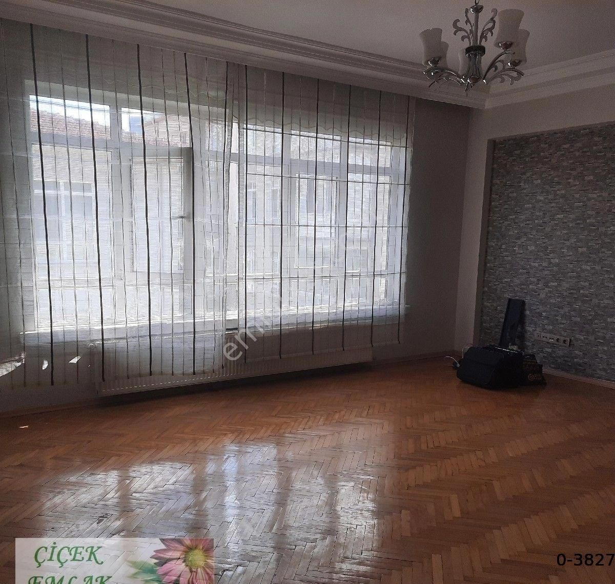 Çiçek Emlak'tan Emek'te Kiralık Kombili Daire