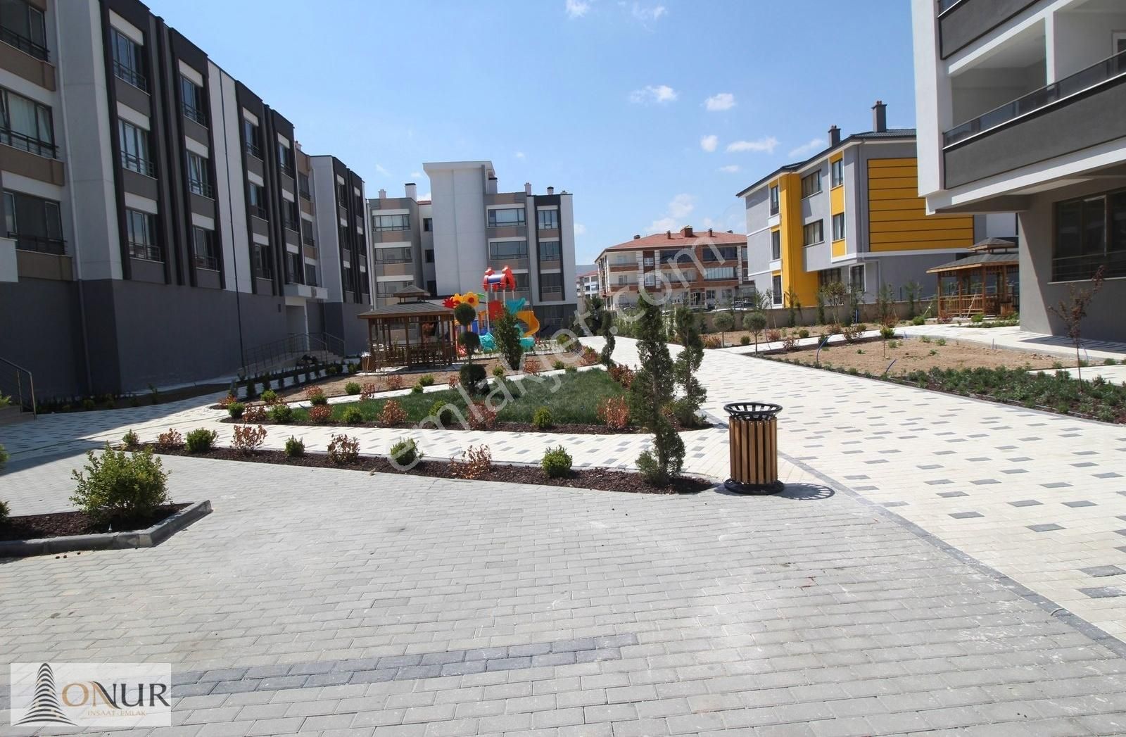 12 Ay Vadeli Site İçi Kapalı Otoparklı Sıfır 4.5+1 Satılık Daire