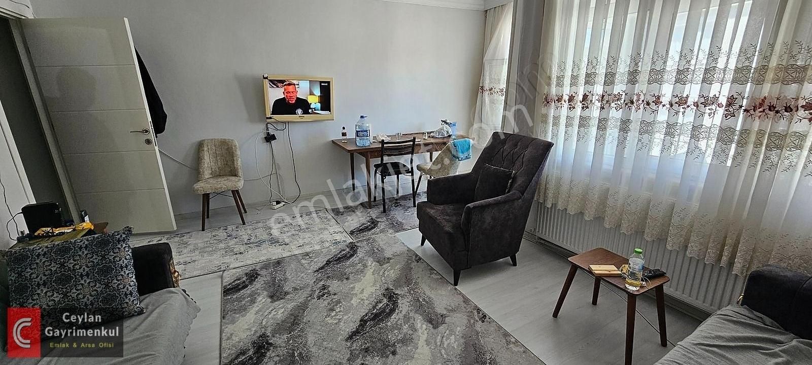 Güngören Soğanlı Tranway Durağına 3 Dakika Mesafede Acill