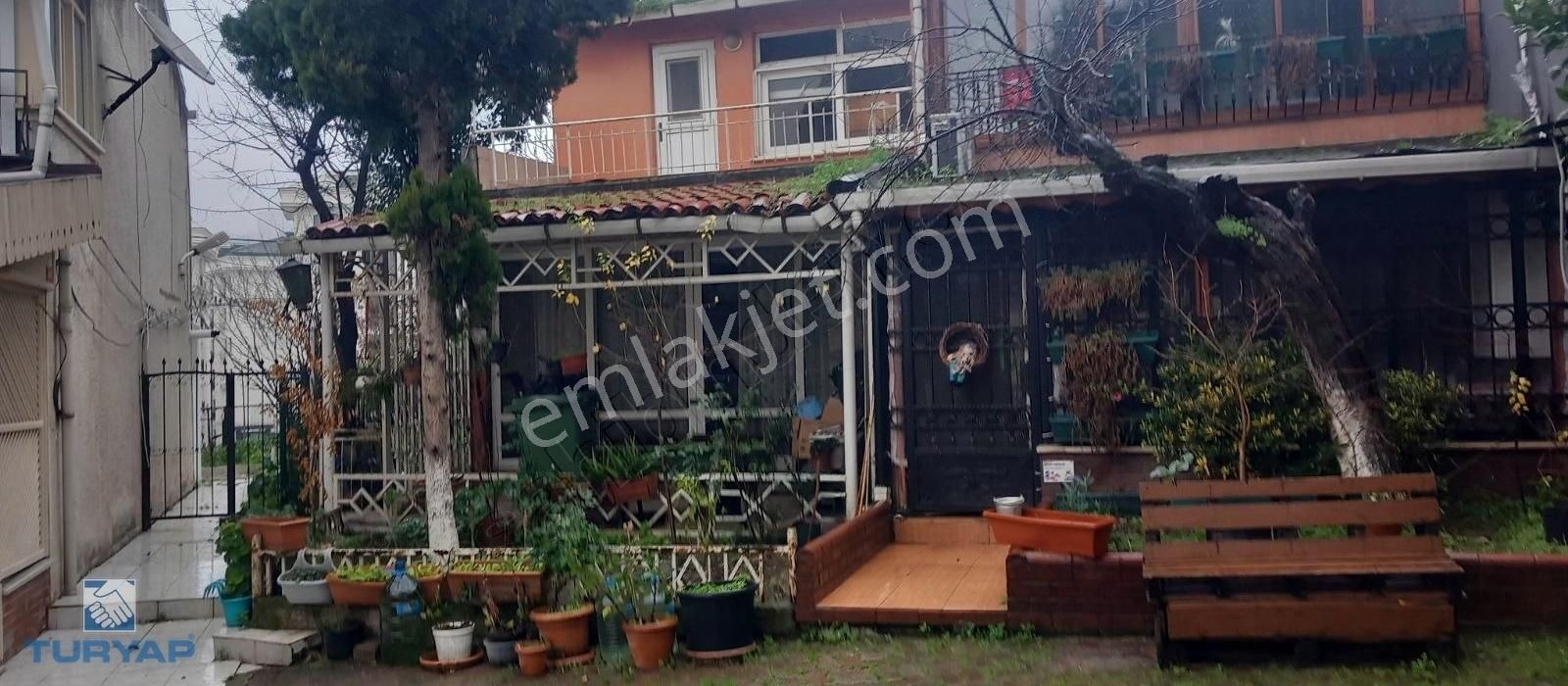 Büyükçekmecenin 'en Nezih Sitesinde 3+1 Satılık Müstakil Villa