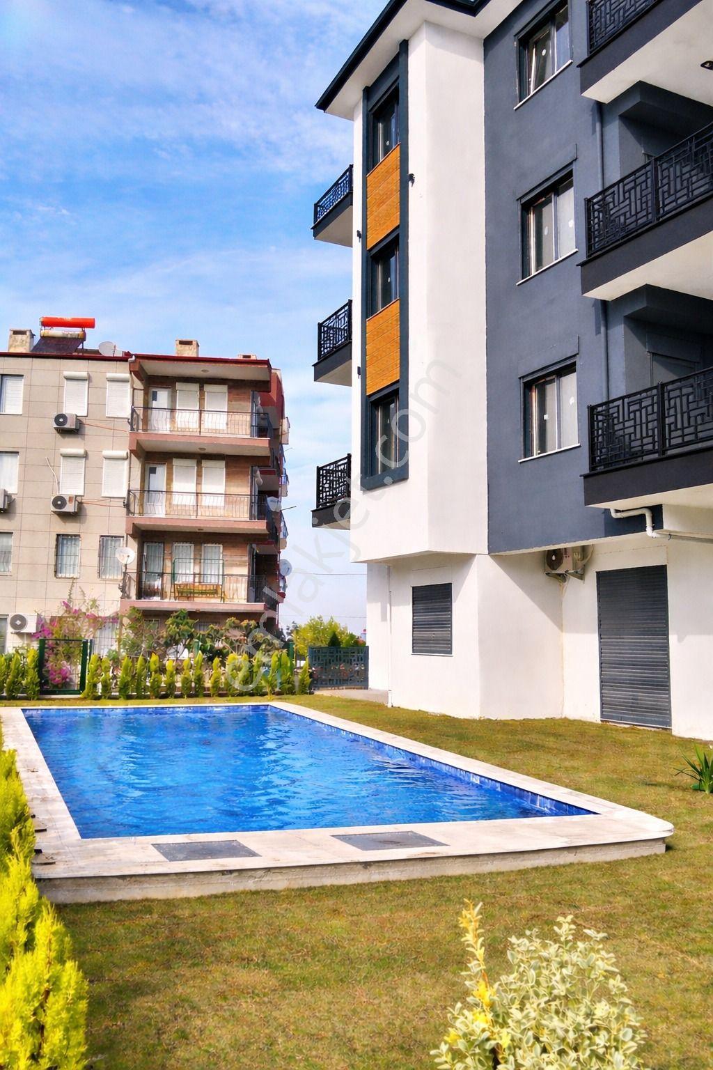🌟 Kuşadası, Davutlar'da Satılık Modern Ve Konforlu Daireler