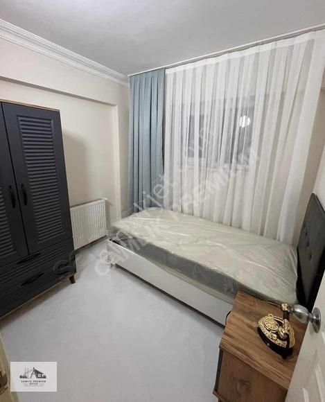 Paü Üni. Yakını Satılık 1+1 Apartlar