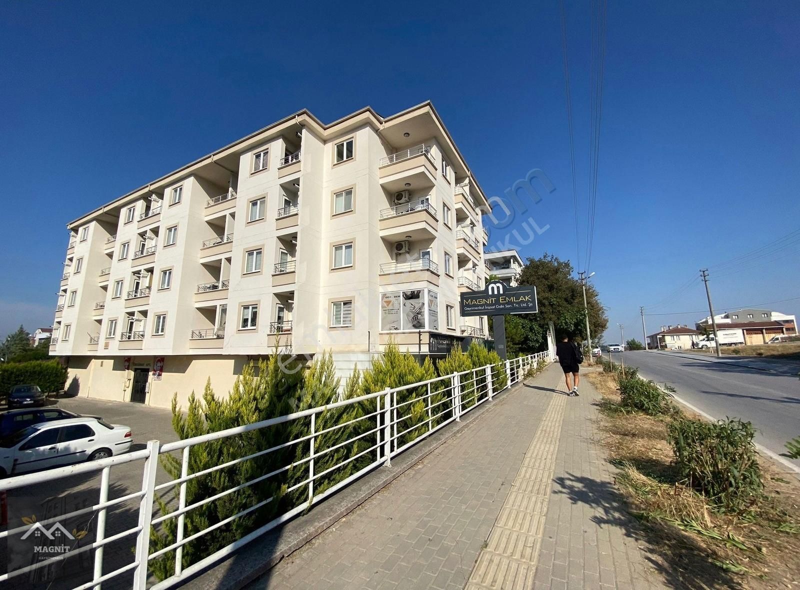 Görükle - Üsküdar Apt.-kat Mülkiyetli- Eşyalı 1+1 Satılık Daire