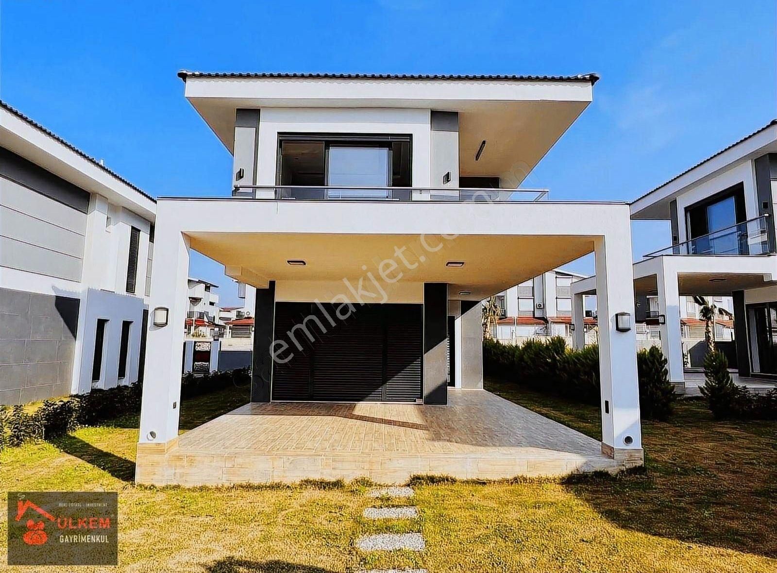 Güzelçalı Da 3+1 Tek Müstakil 7/24 Güvenlikli Sıfır Villa