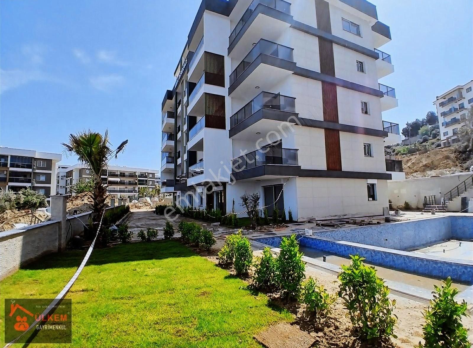 Kuşadası Değirmendere Mh. Satılık 2+1 Sıfır Daire