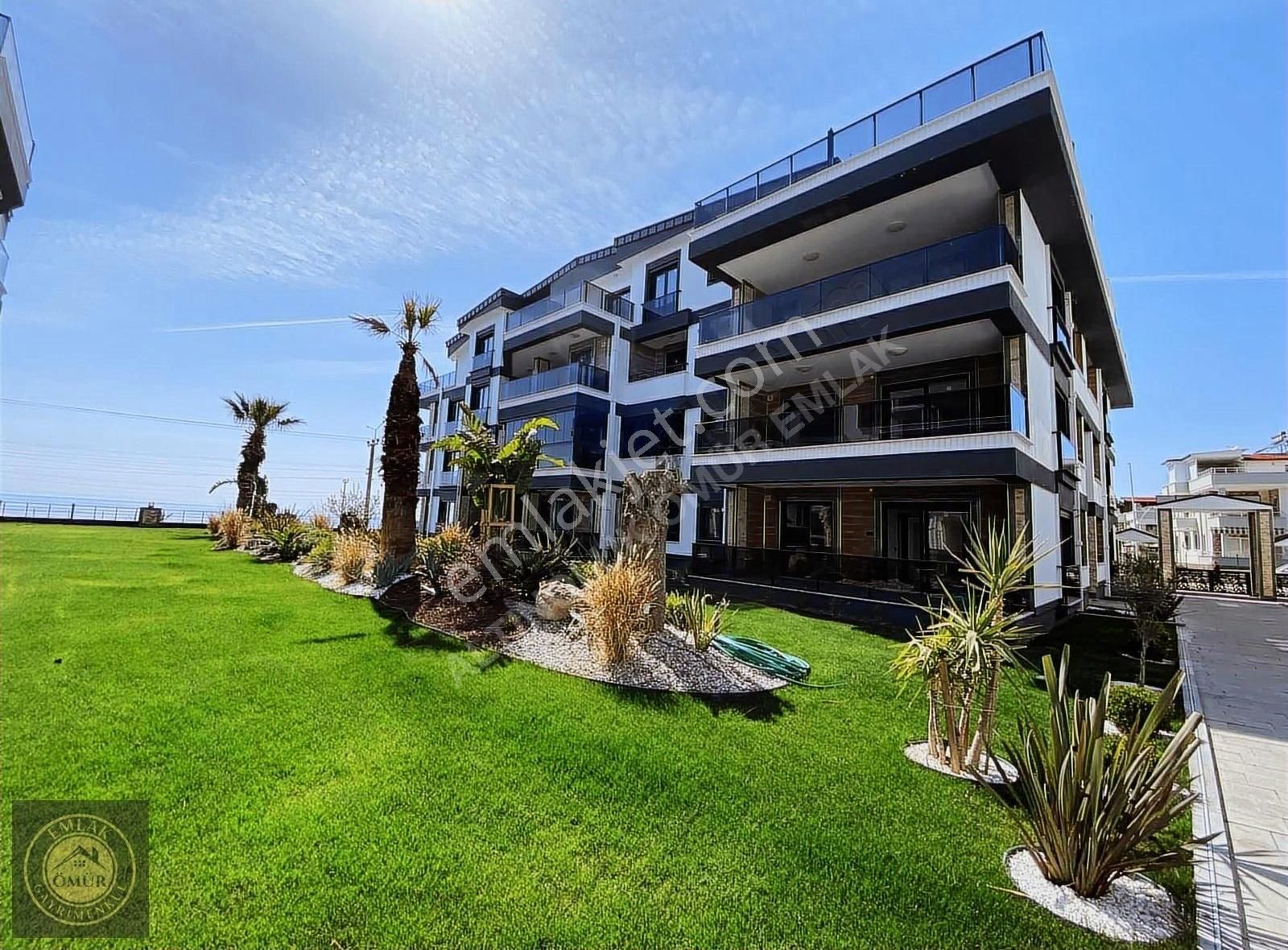 Altınoluk Denize Sıfır Havzulu Site 2+1 Lüx Konutlar