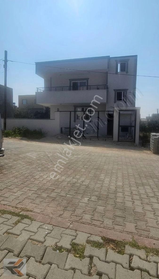 Orhangazıde Satlık 2 Katlı 3+1 Ultra Luks Kapalı Mutfak