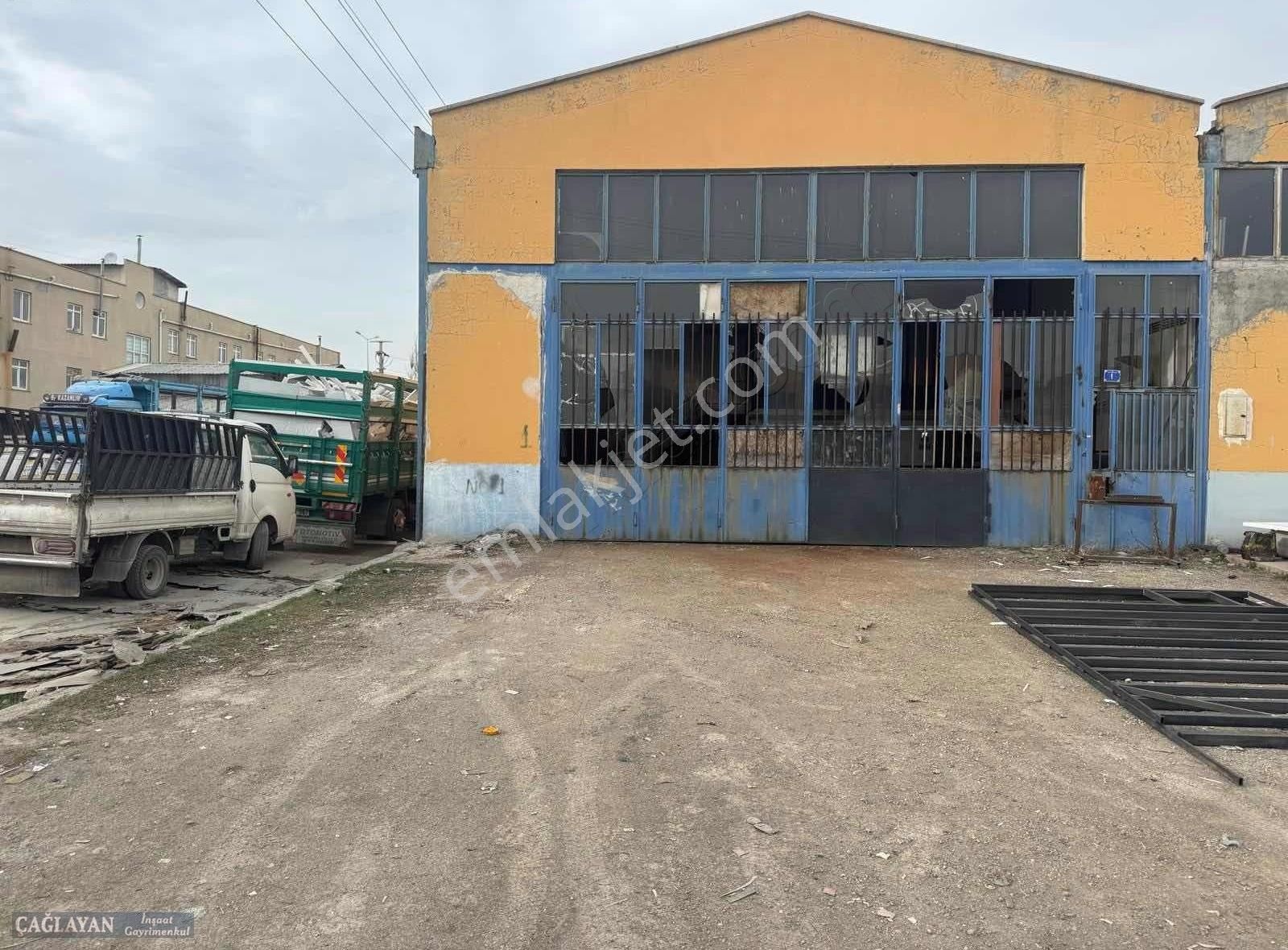 Çağlayan Dan Yeni Sanayi De Köşe Başı Kelepir Satılık Dükkan
