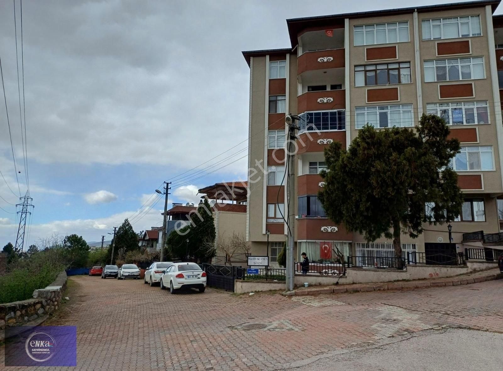 İzmit Kuruçeşme Kocatepede 3+1 Ara Kat Daire