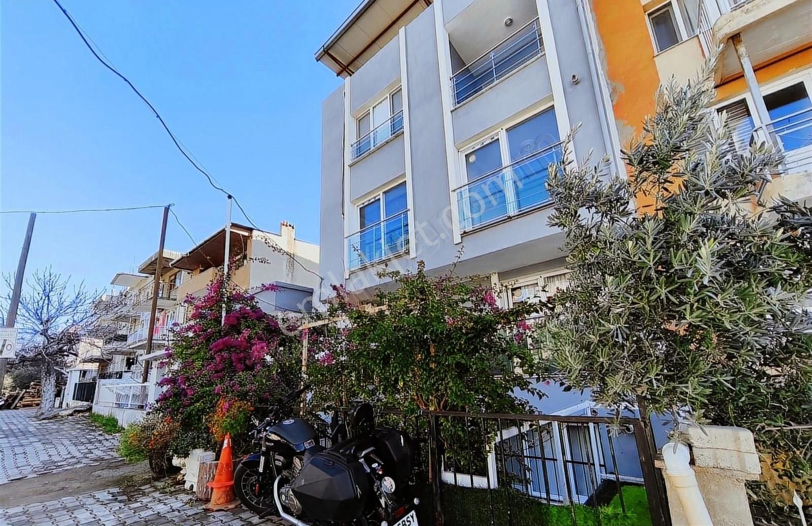 Life Gayrimenkul'den Full Eşyalı Temiz Güvenli Kameralı 2+1 Dair