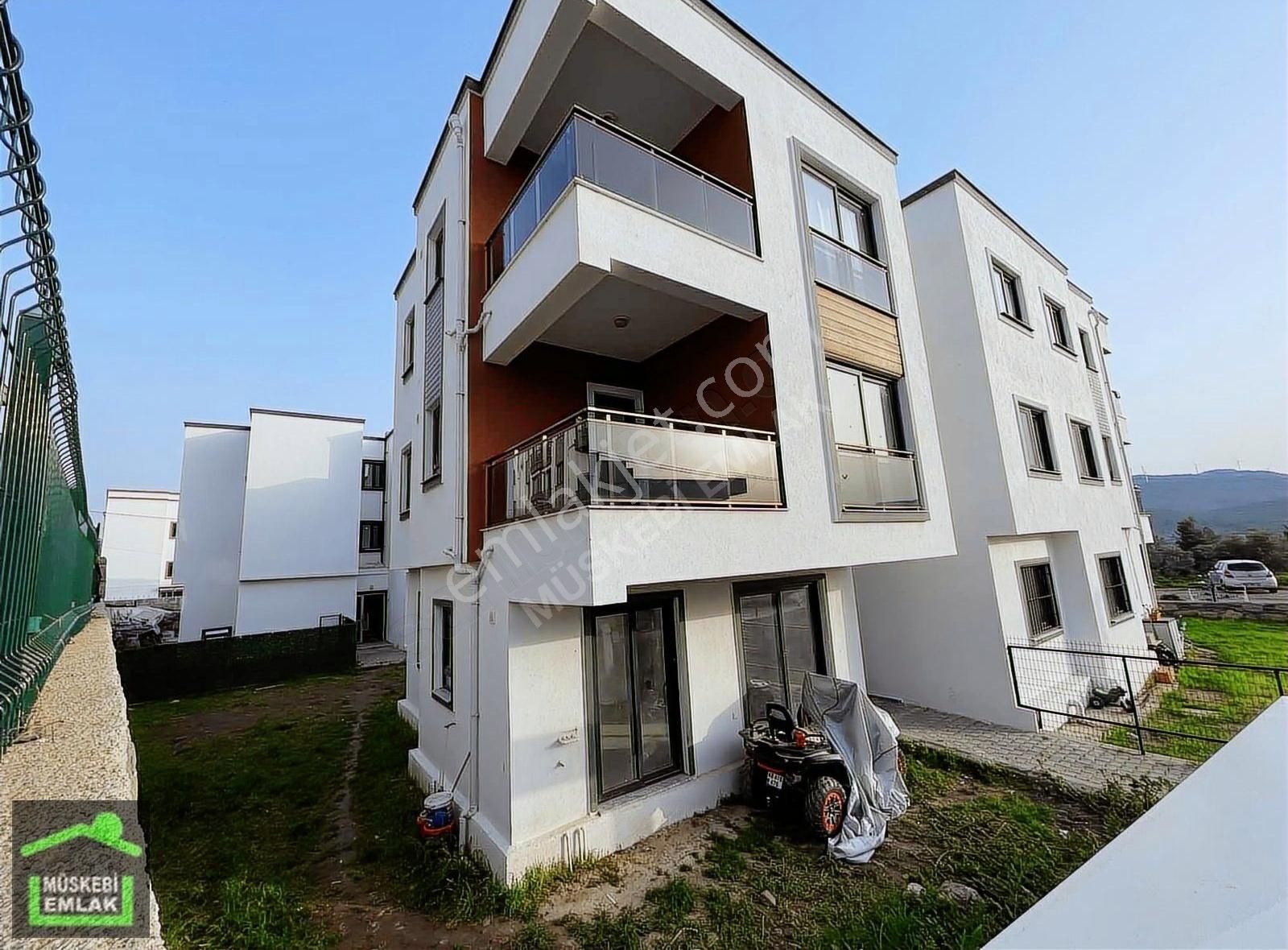 Bodrum Mumcular Merkezde 2+1 Satılık Bahçeli Alt Kat Daire