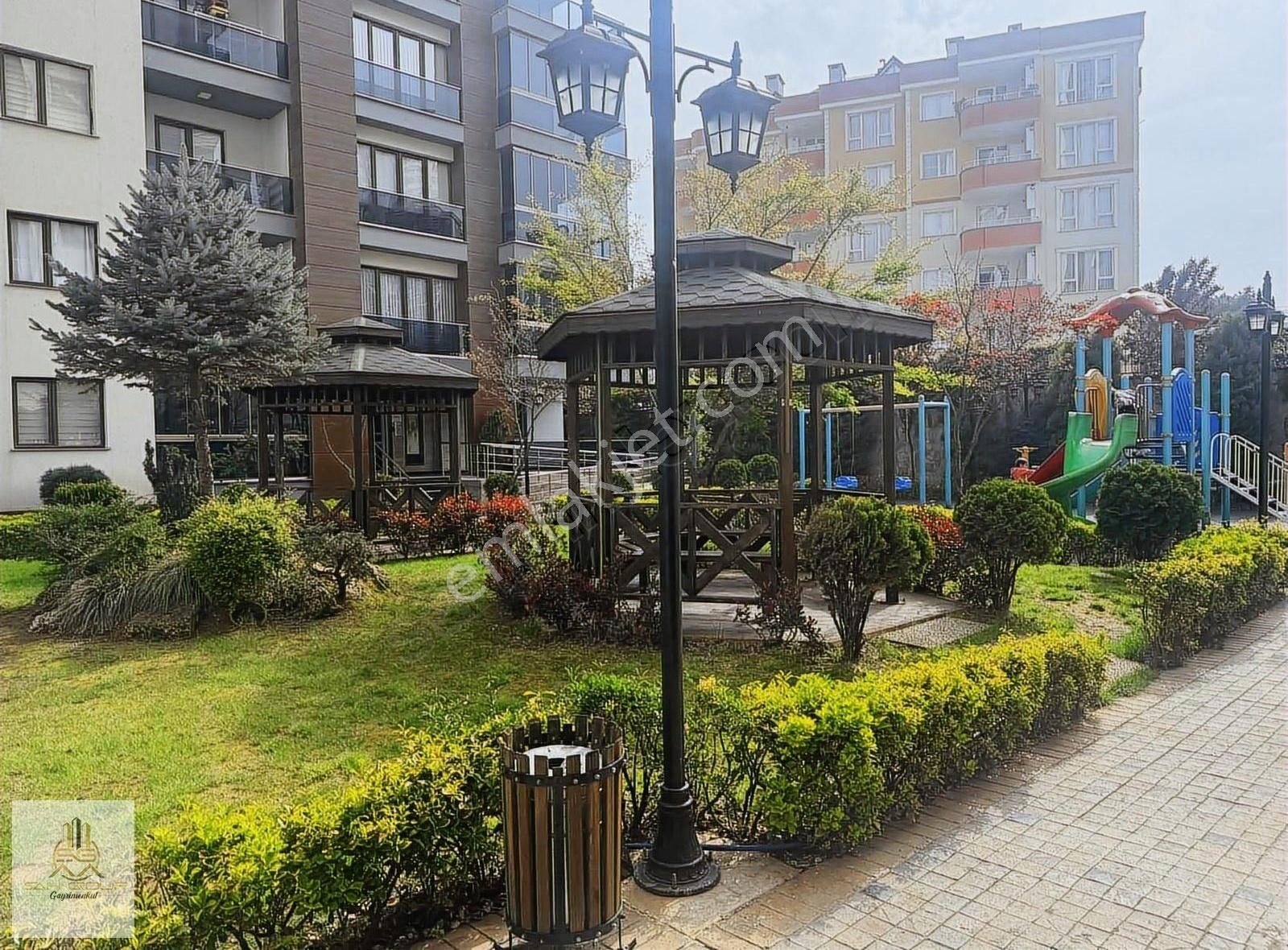 Kaşüstü Trabzon Towers'da Satılık 3+1 Daire