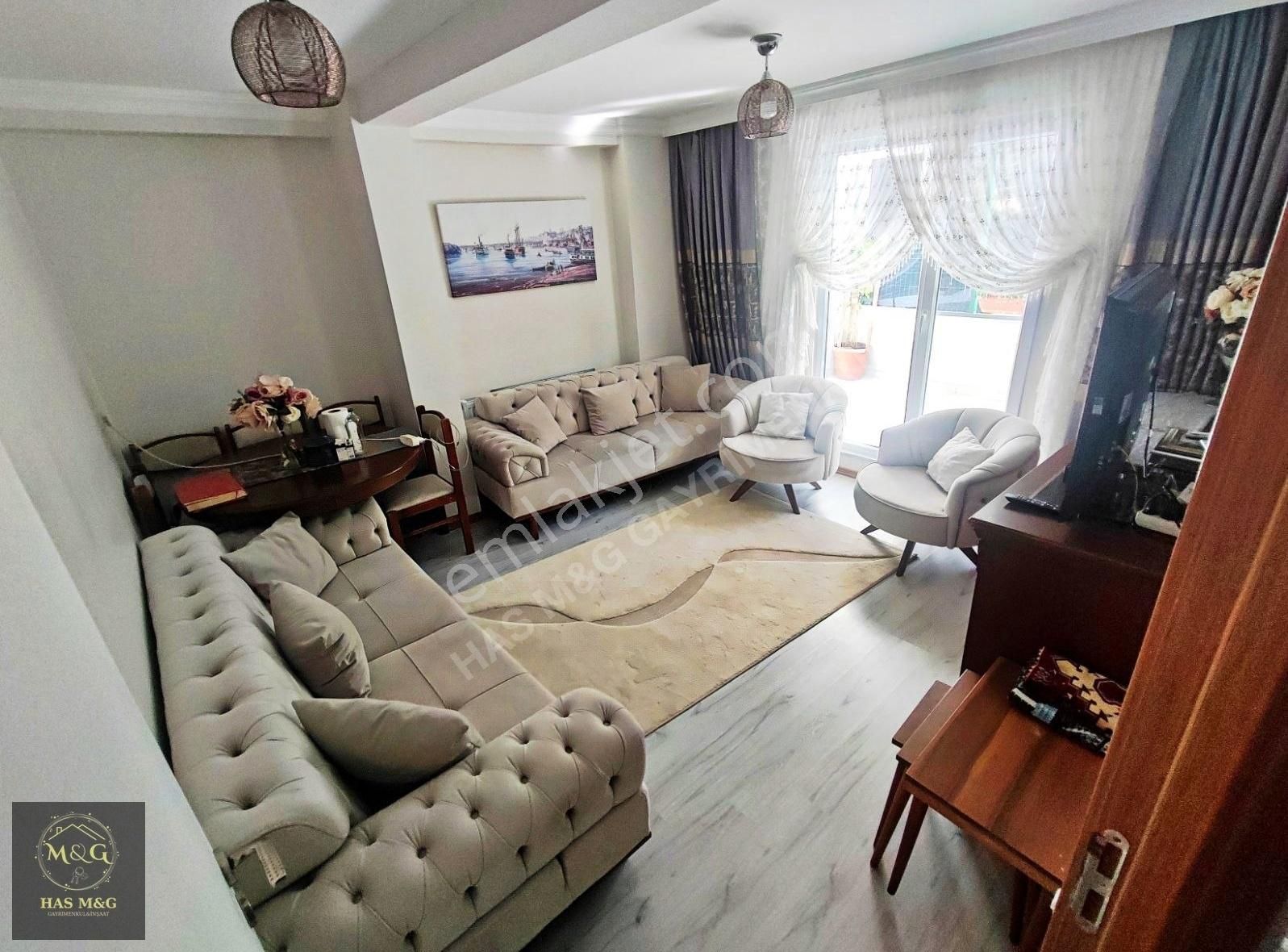 Kottan Dolayı Birinci Kat Gibi 25 Metre Balkona Sahip 2+1 Daire