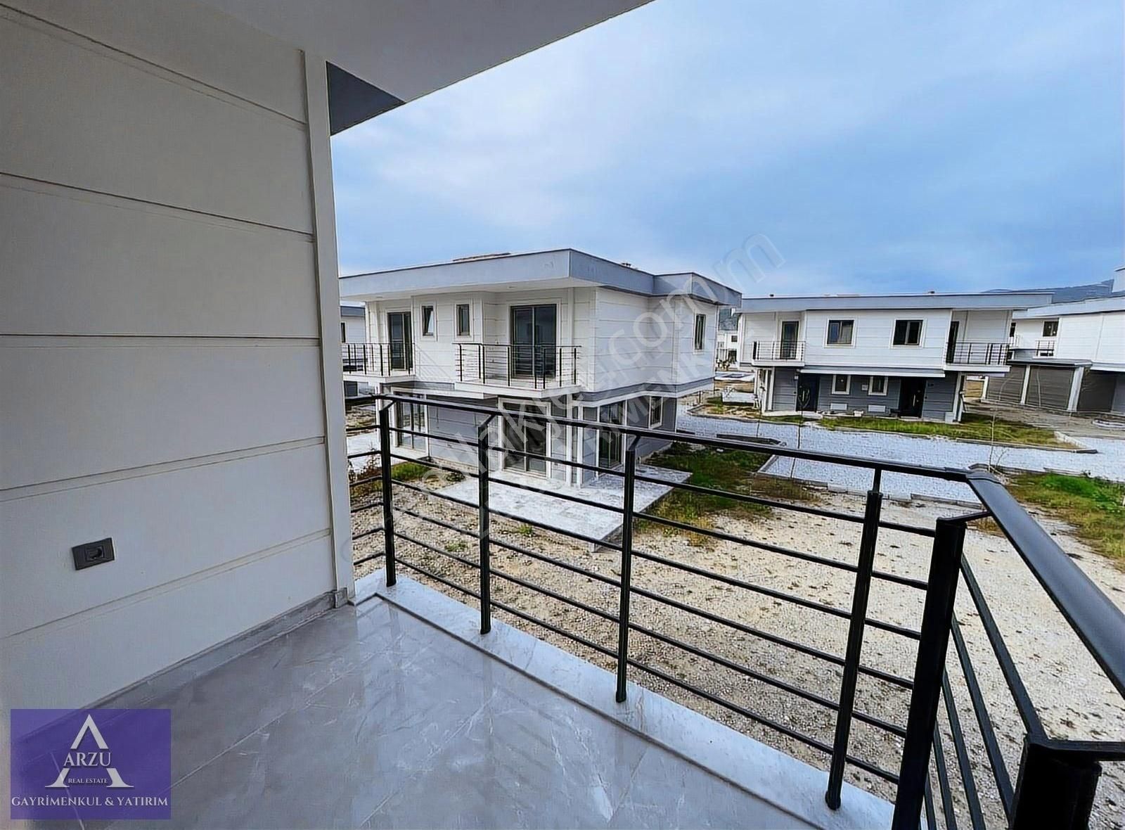 Bodruma Yakın Milas Kazıklı Da 3+1 İkiz Villa Satılık - Görsel 18