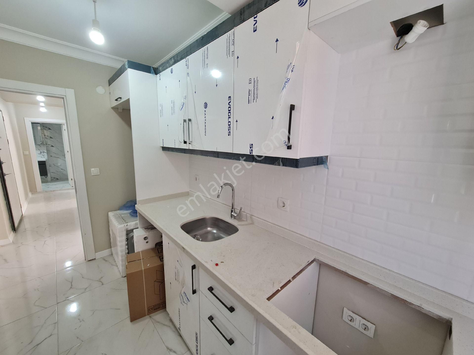 Bahçelievler Şirinevler'de 3+1 90 M² Yeni Daire - Görsel 13