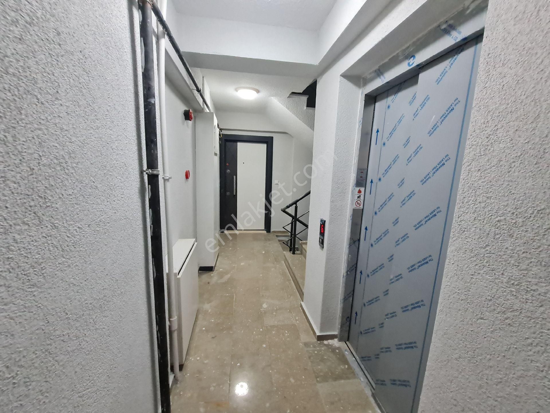Bahçelievler Şirinevler'de 3+1 90 M² Yeni Daire - Görsel 28