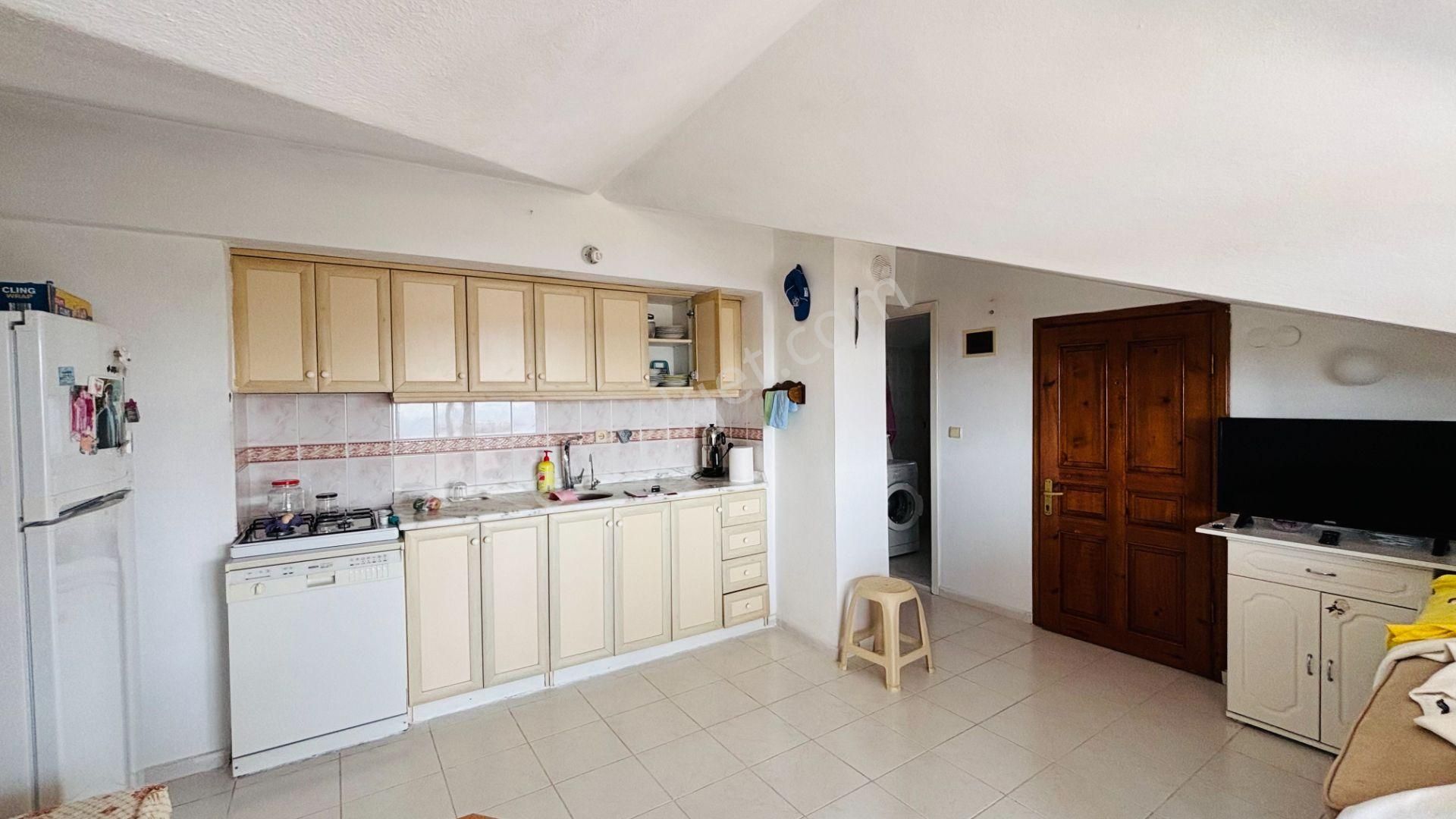 Datça Burgazda Satılık 335m² Arsa (20/40) İçinde 250 M² Bina - Görsel 14