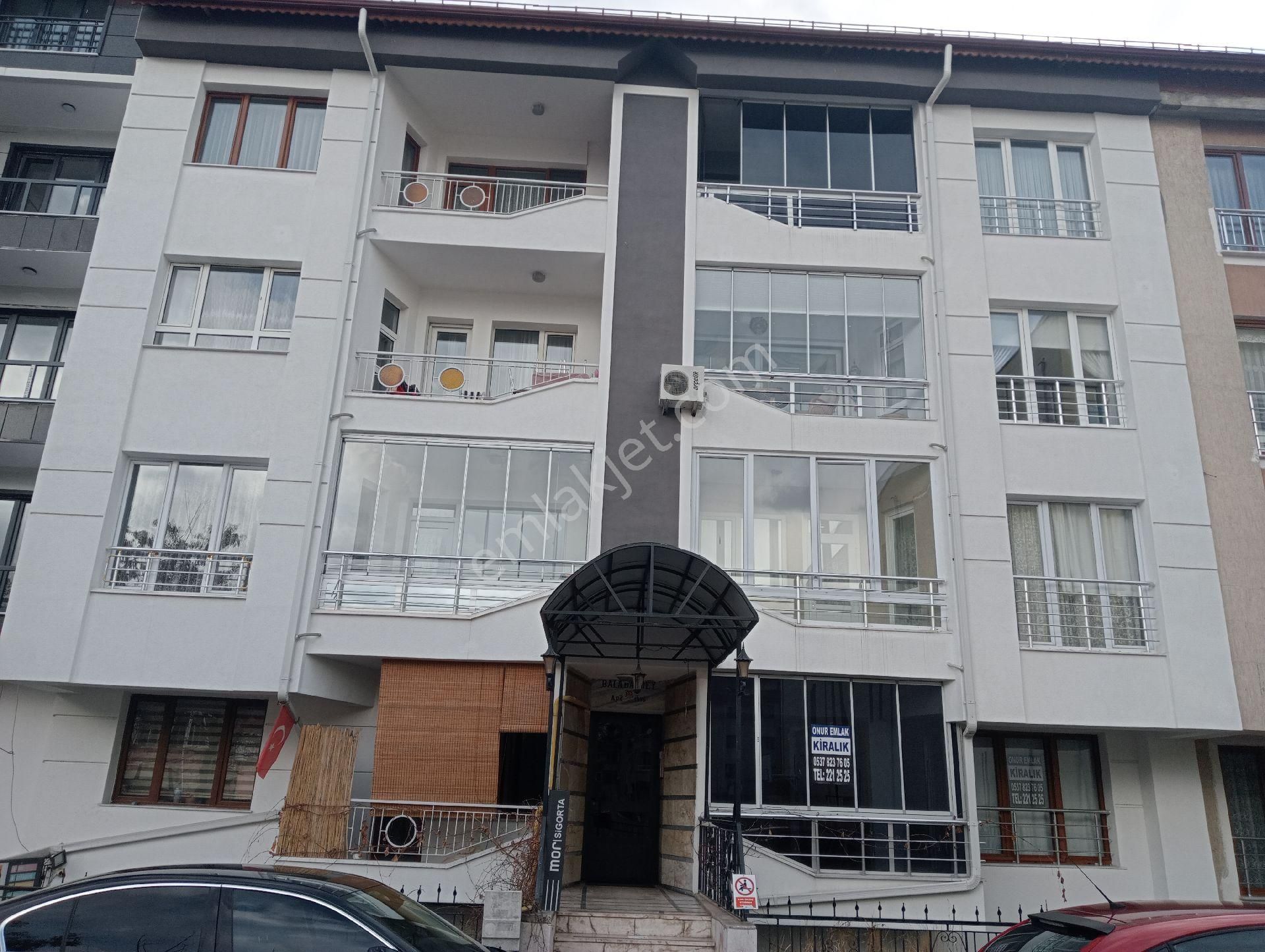Tekel Sokak'ta Eşyalı Kiralık Daire