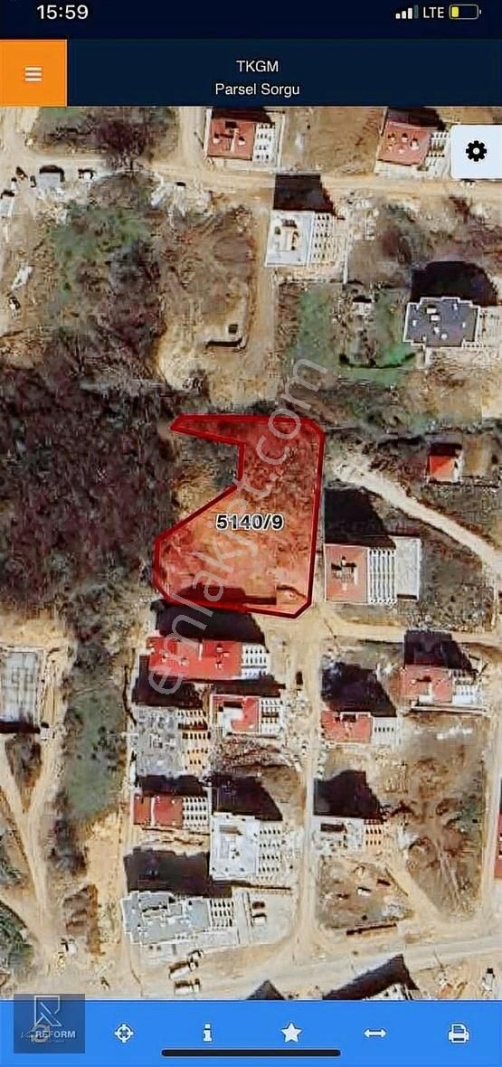 Pamuklu Bulv. Tramvay 1km-110 Daire 1+1 Proje+temel Atılmış Arsa