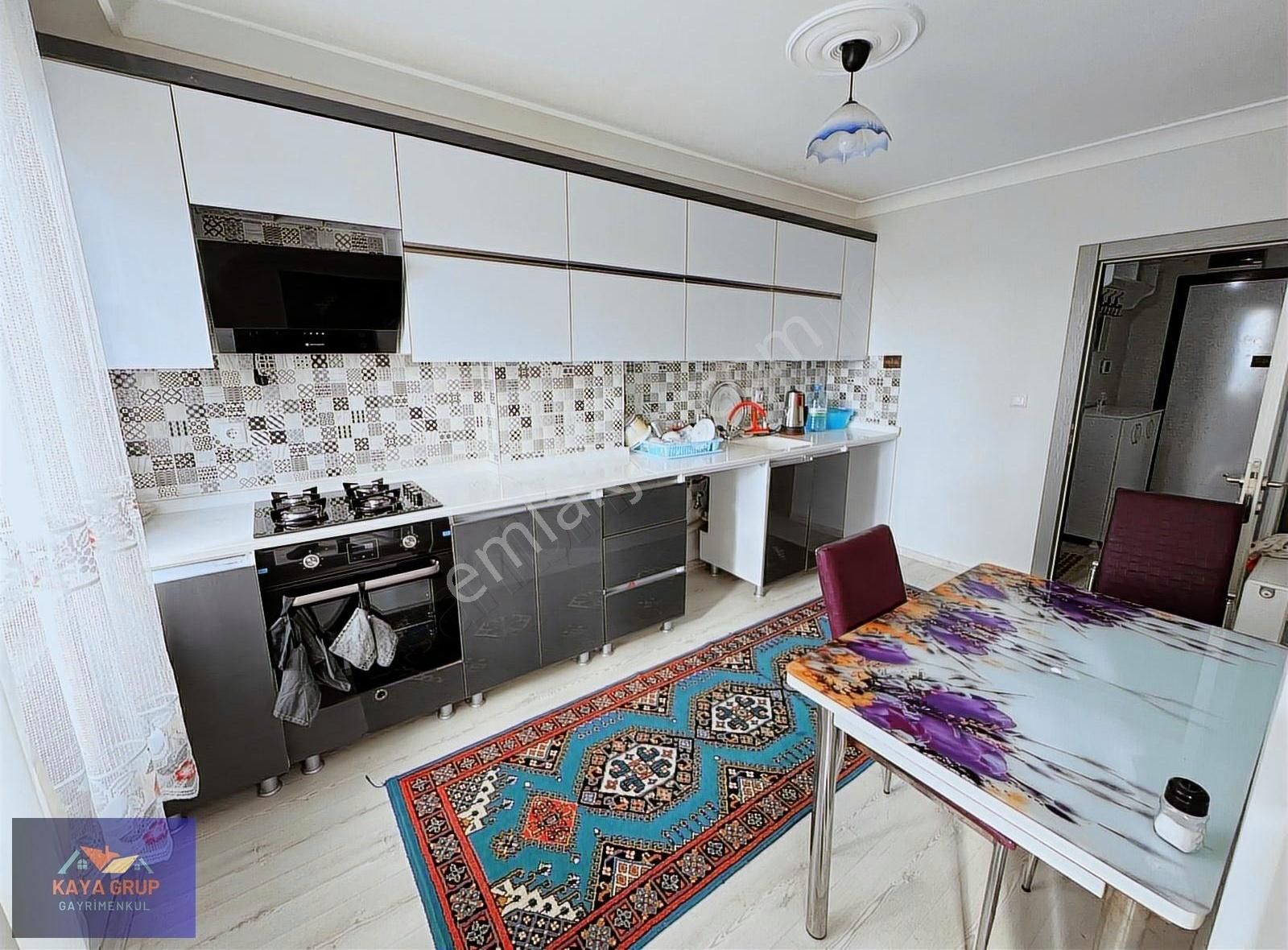 Zerdalitepe'de Yeni Binada Asansörlü Ara Kat Bakımlı 2+1 Daire