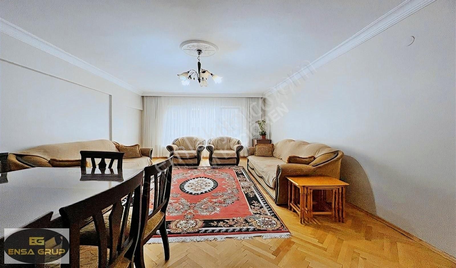 Kuşcağız Cd Kenarı Geniş M2 Teras Balkonlu %50 Kredi İmkanlı 3+1