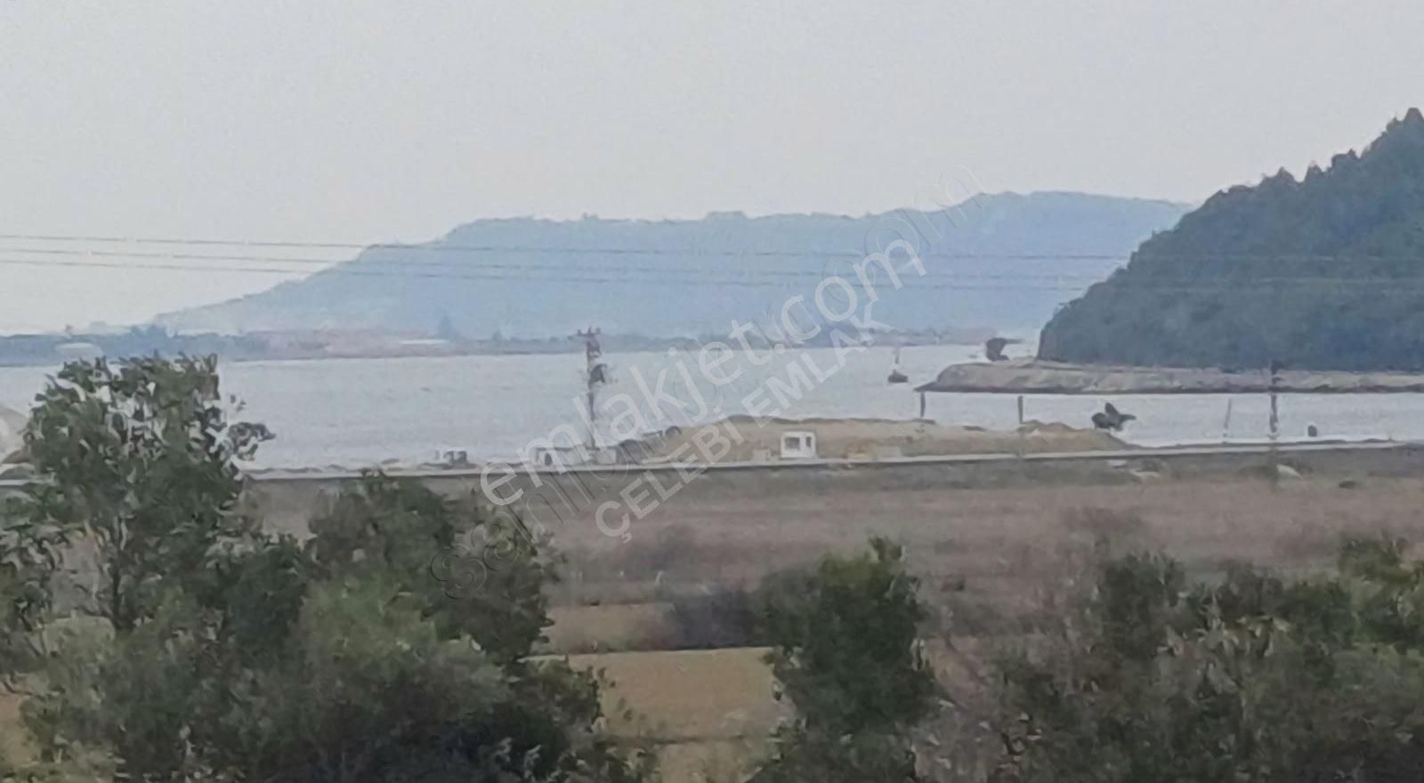 Çanakkale Eceabat Yalova Köyü Ful Boğaz Manzaralı Tarla