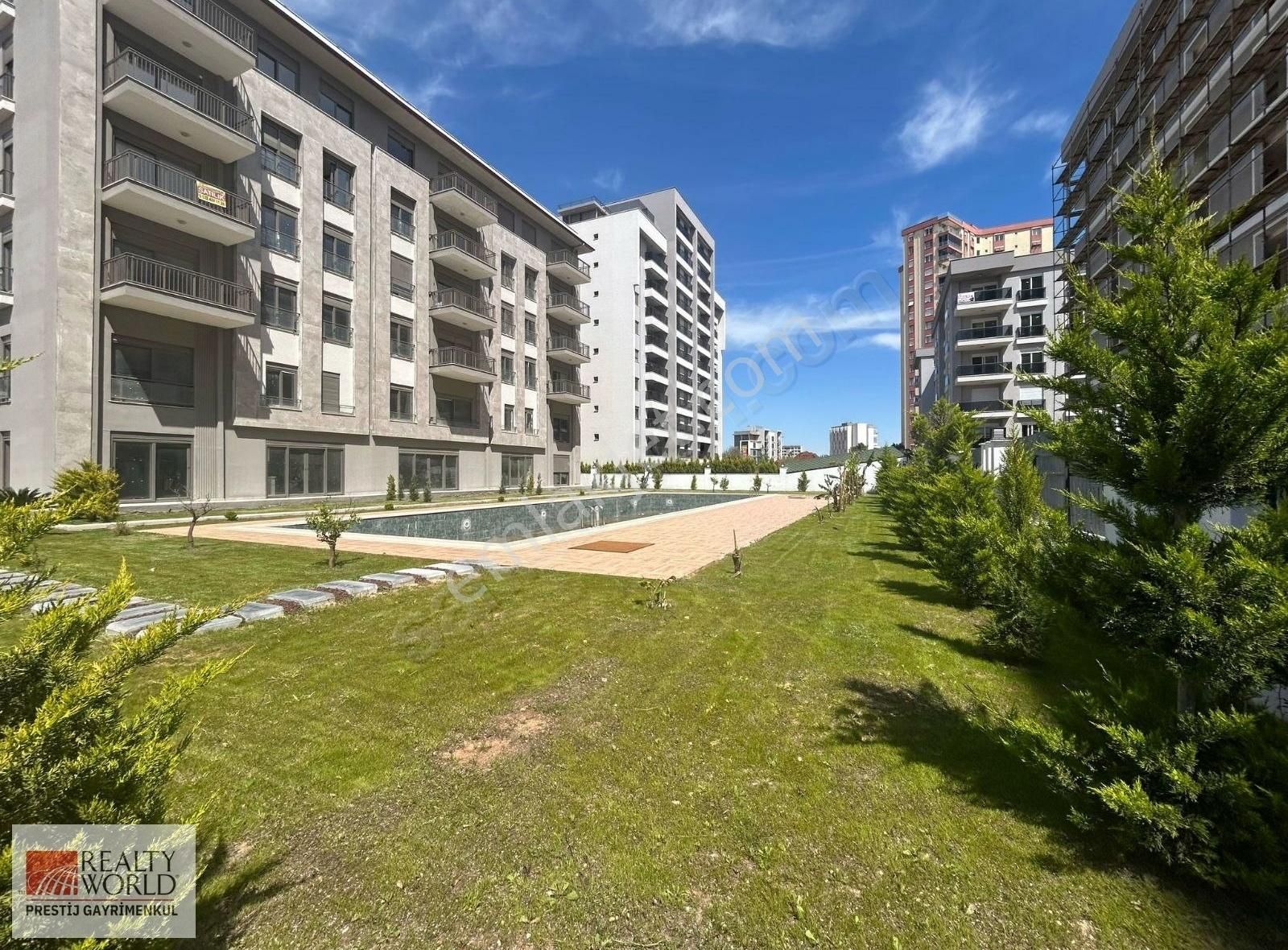 Antalya Altıntaş'ta Ebeveyn Banyolu Satılık 2+1 Daire