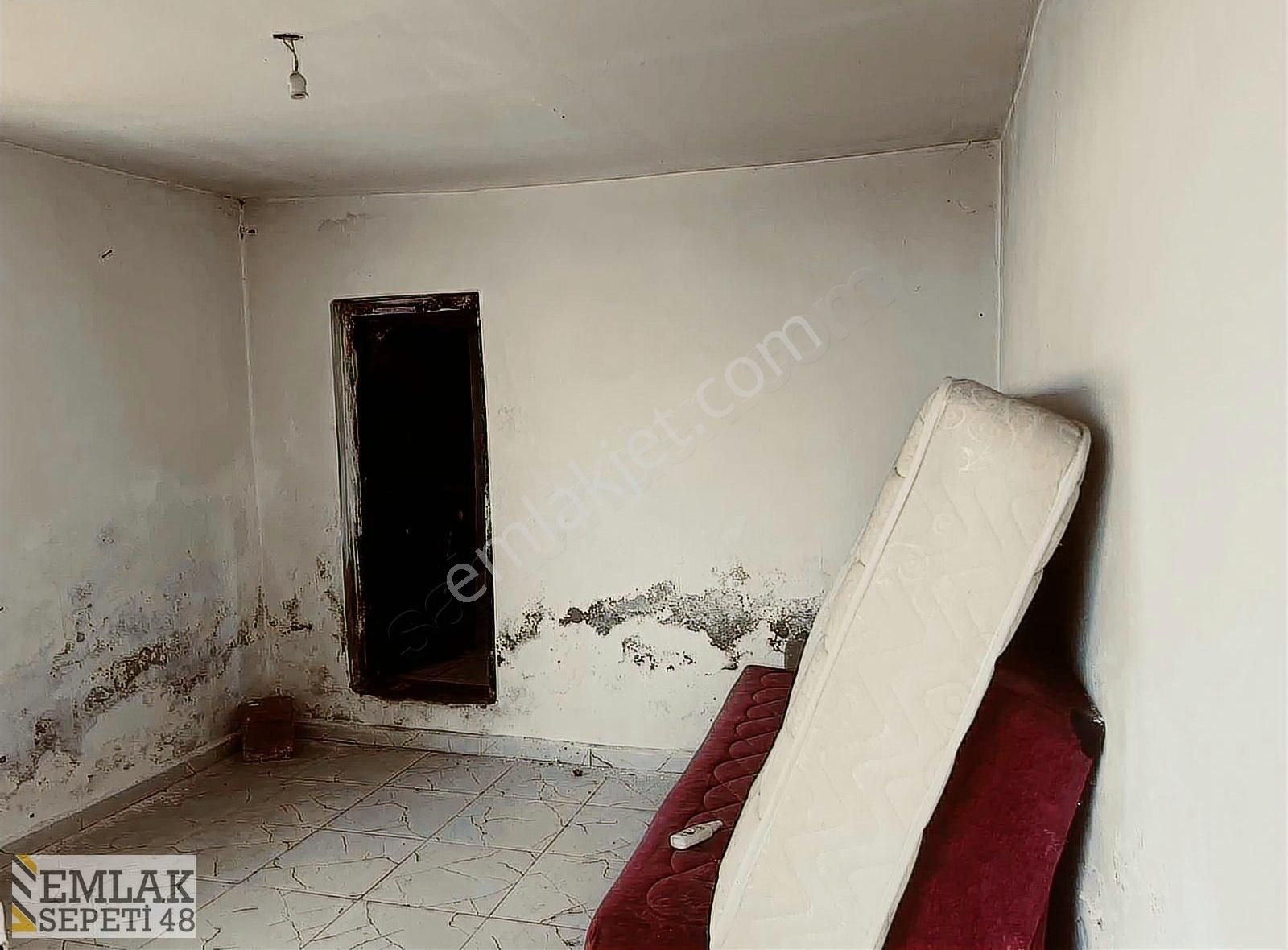 Satılık Eski Ev Arsası - Görsel 11