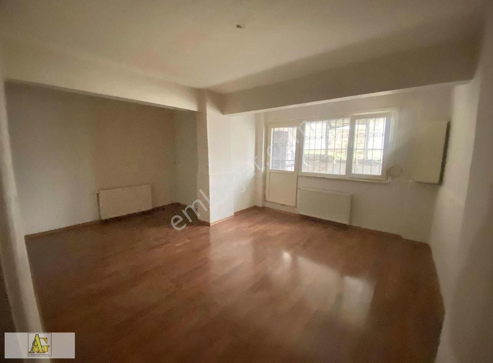 Atalarda 2+1 75 M2 Kombili Satılık Bahçe Katı