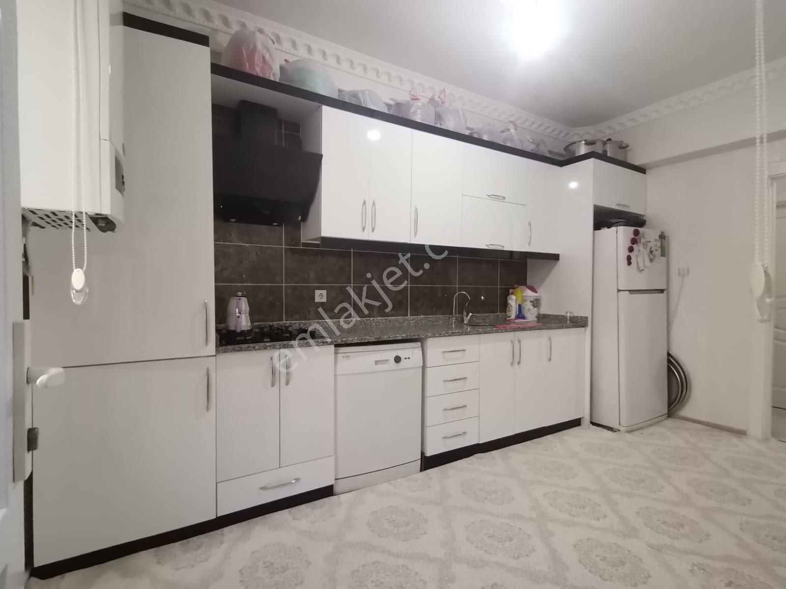 G.antep Bülbülzade Mah Merkezi Konumda Satılık 2+1 Daire