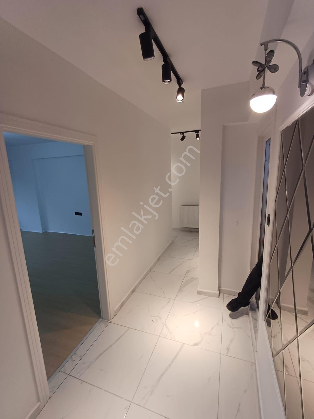 Samsun Atakum Mevlânâ Mahallesinde Asansörlü Masrafsız 3+1 Satılık Daire