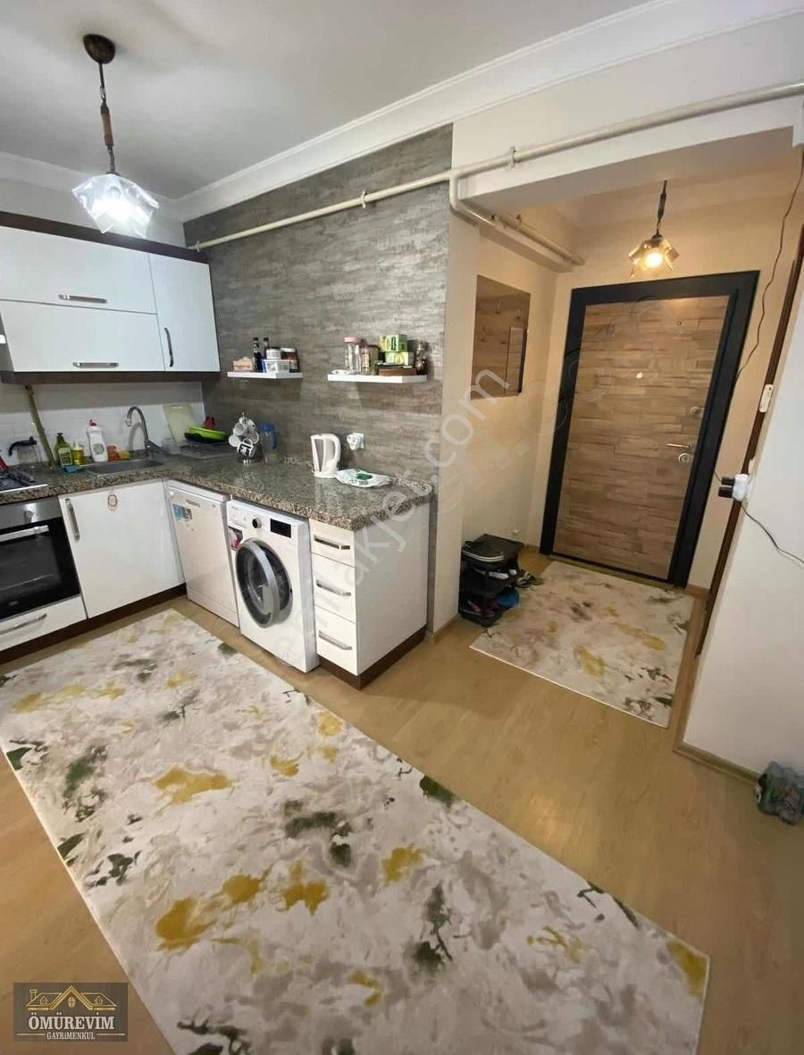 Ömürevimden Kiralık 1+1 Full Eşyalı Plazada Ayrı Mutfaklı Daire