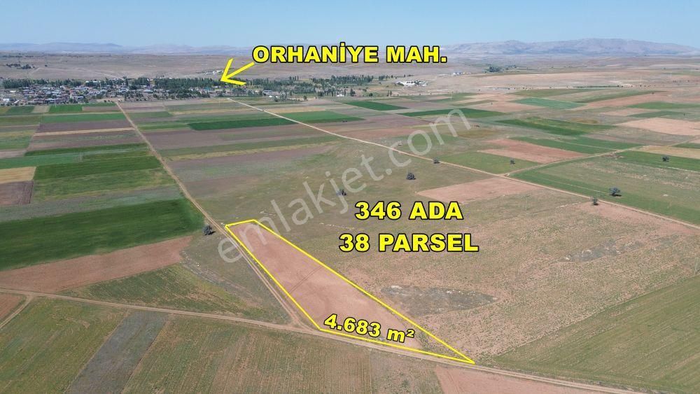 Konya / Akören / Orhaniye 4.683 M² Konumu Güzel Tarla