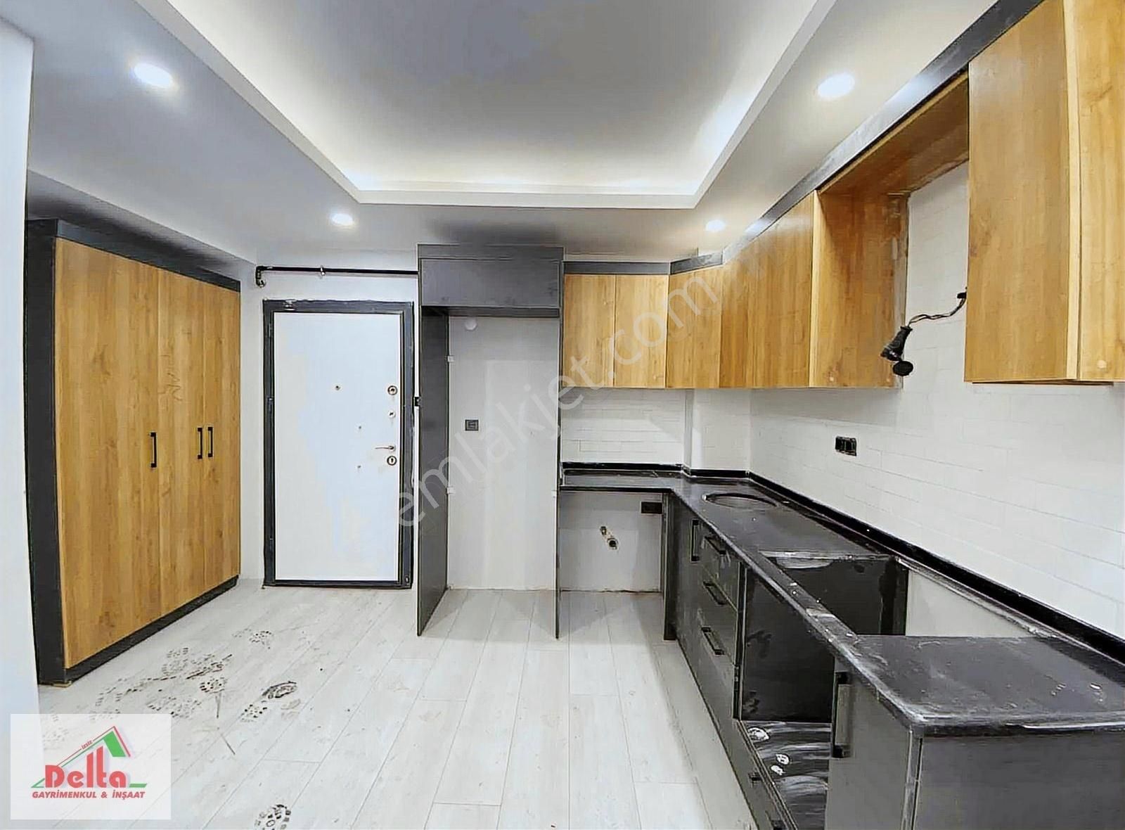 Delta'dan Hatip Mh.merkezi Konumda 1+1 Satılık Lüks Daire