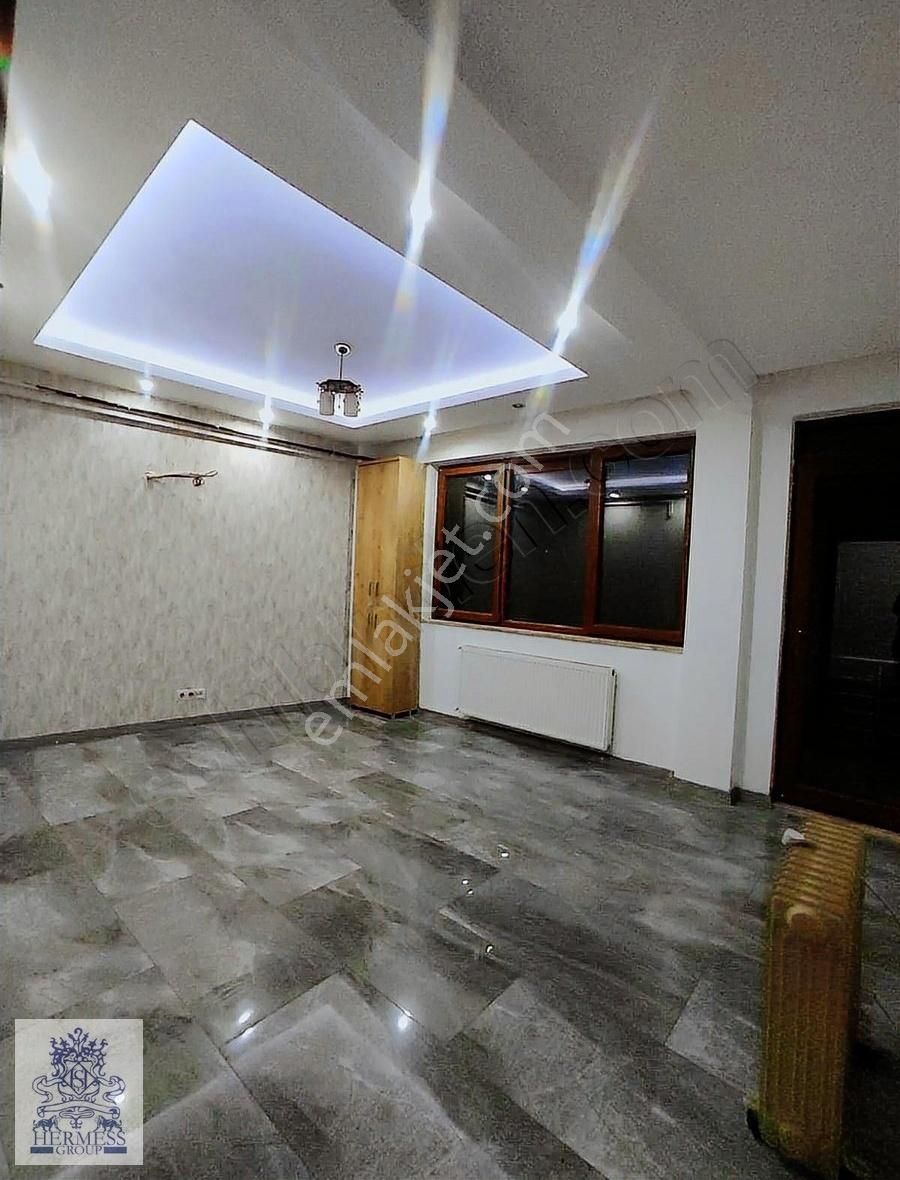 Hermess'den Çınar'da 1+1 Satılık Büro&ofis