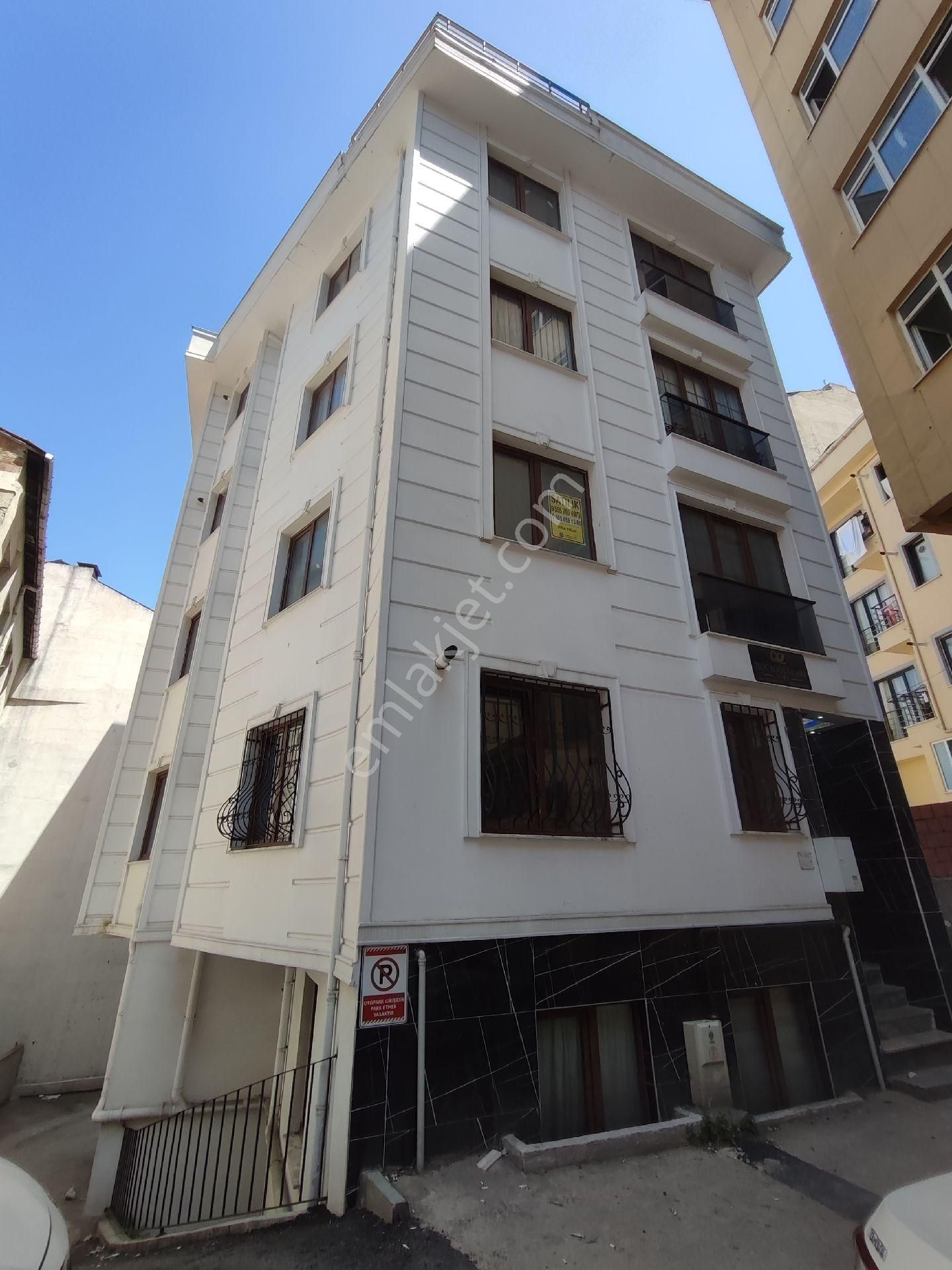 Adliye Ye Metro Ya Ve Metrobüse Yürüme Mesafesinde 2+1 Kiralık Daire