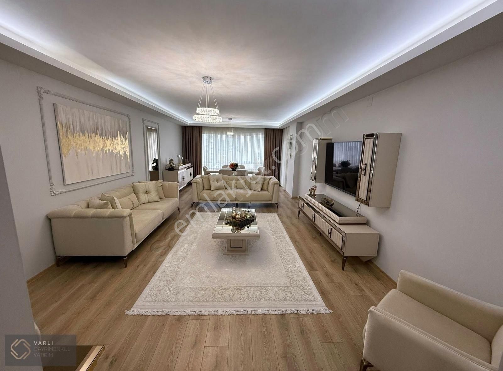 Balkan Btg Anka Sitesinde Satılık 3+1 Geniş Daire