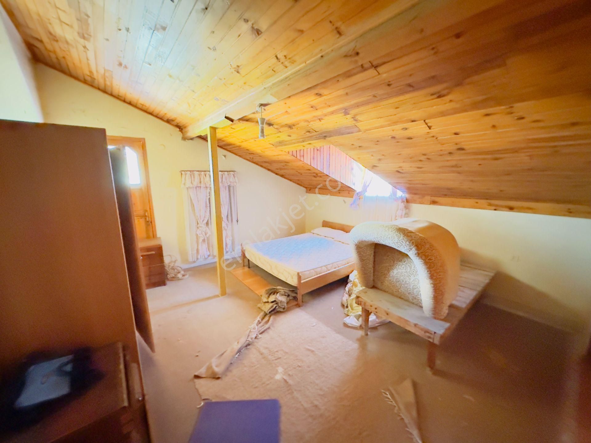 Bürücek Yaylası 463m2 Arsa İçinde 2.5 Katlı 8+1 Satılık Müstakil - Görsel 24