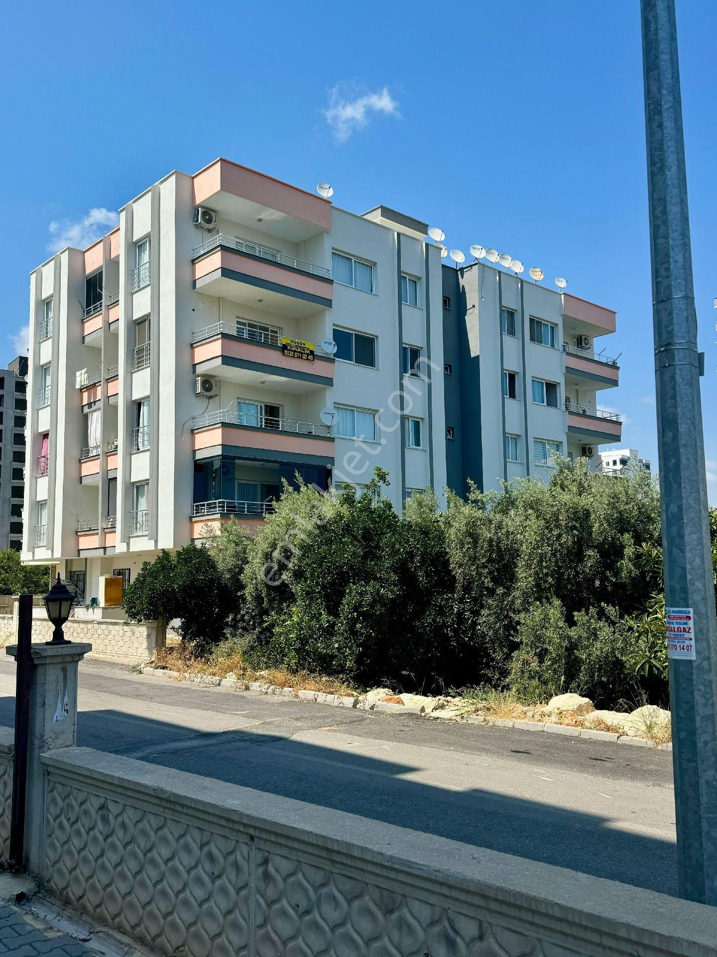 Yukarı Alata'da Satılık 2+1 Daire