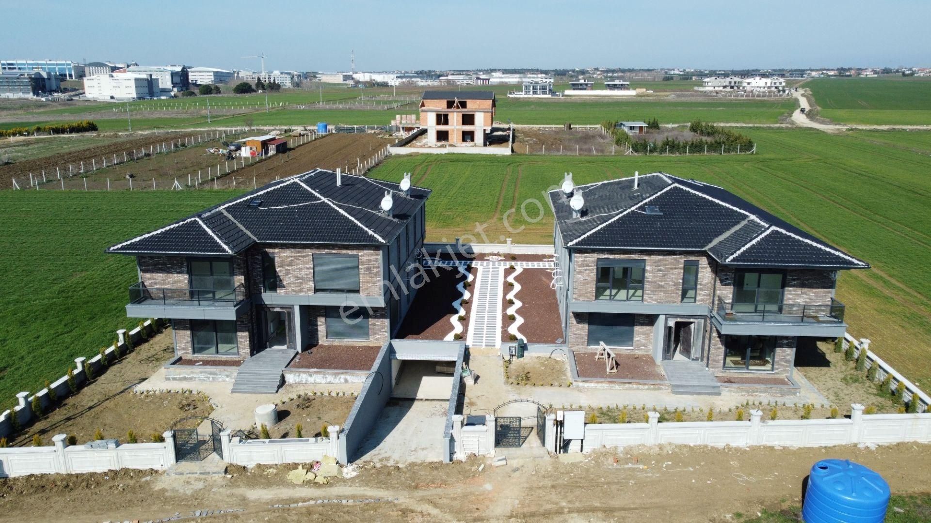 Silivri Selimpaşa Deniz Manzaralı 4 Villalık Site - Görsel 2