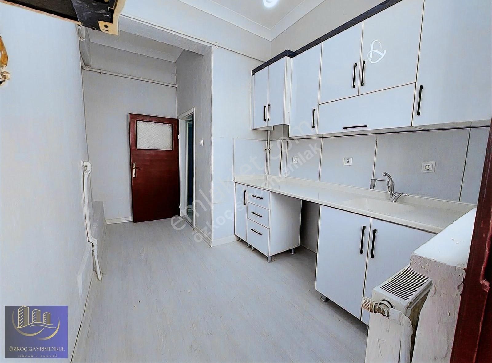 Plevne Mah'de 2+1 Full+full Yapılı Balkonlu Ön Cephe Daire