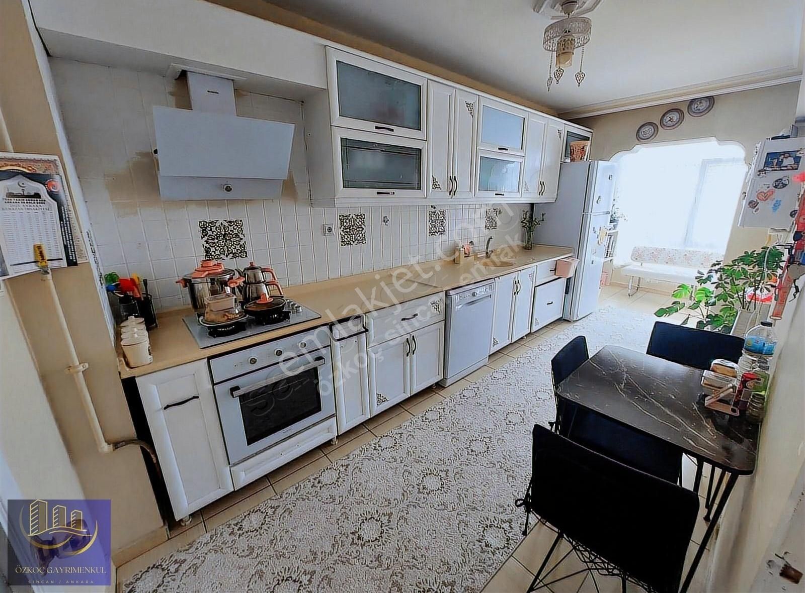Akşemsettin Mah'de Bağımsız Asansörlü 4+1 Dublex Kapalı Teras