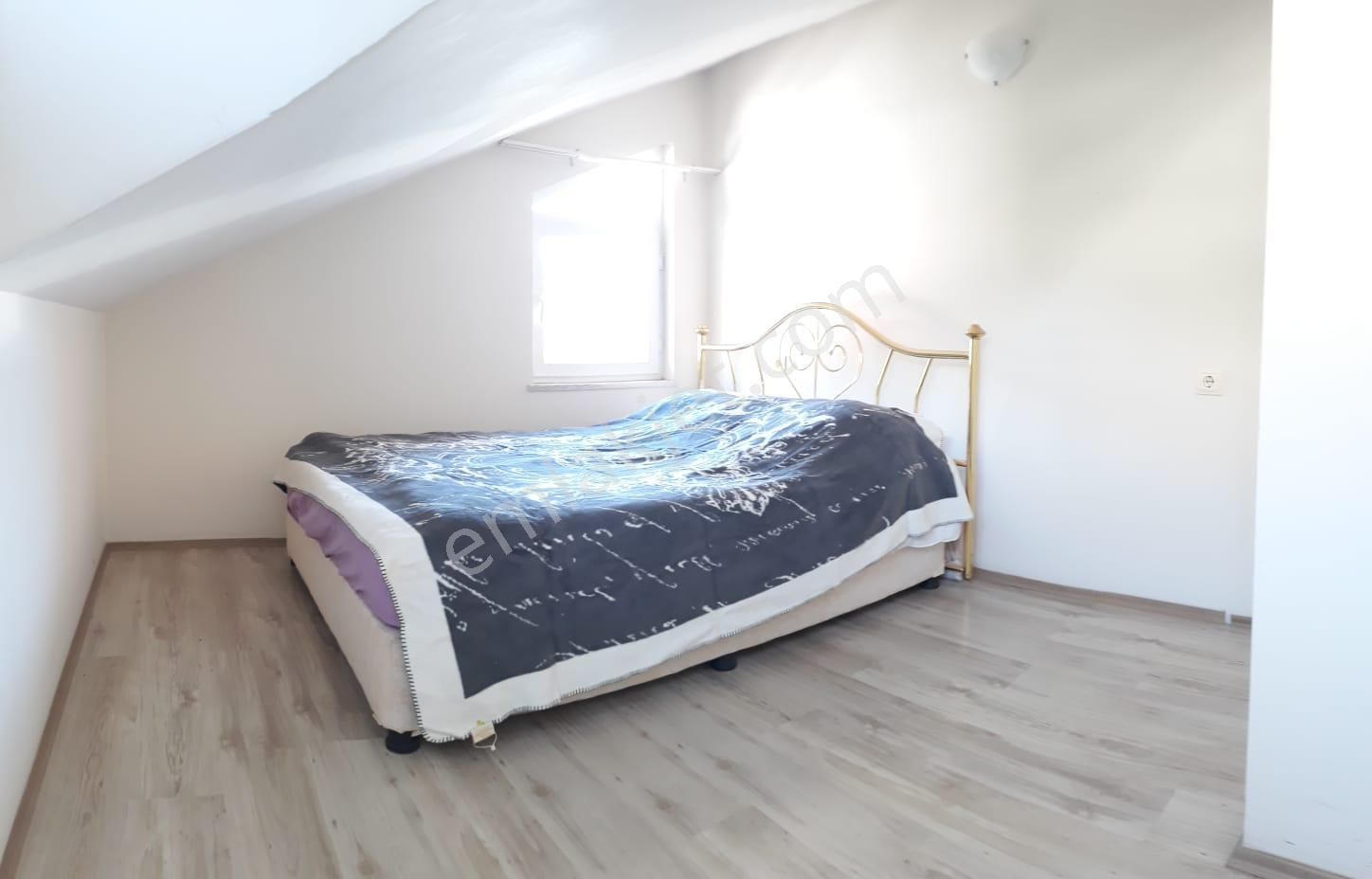 Eşyalı Çatı Katı