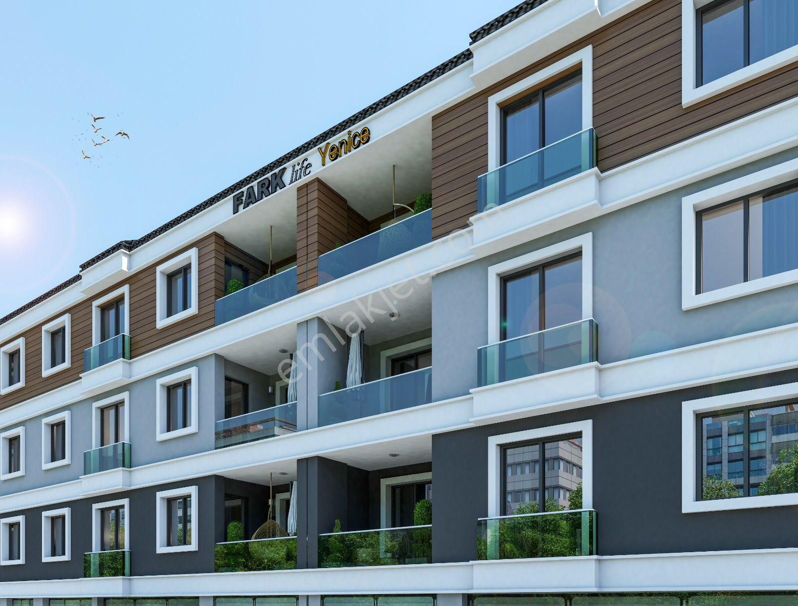 Roma' Dan Yeniceköyde Site İçerisinde Satılık Daire