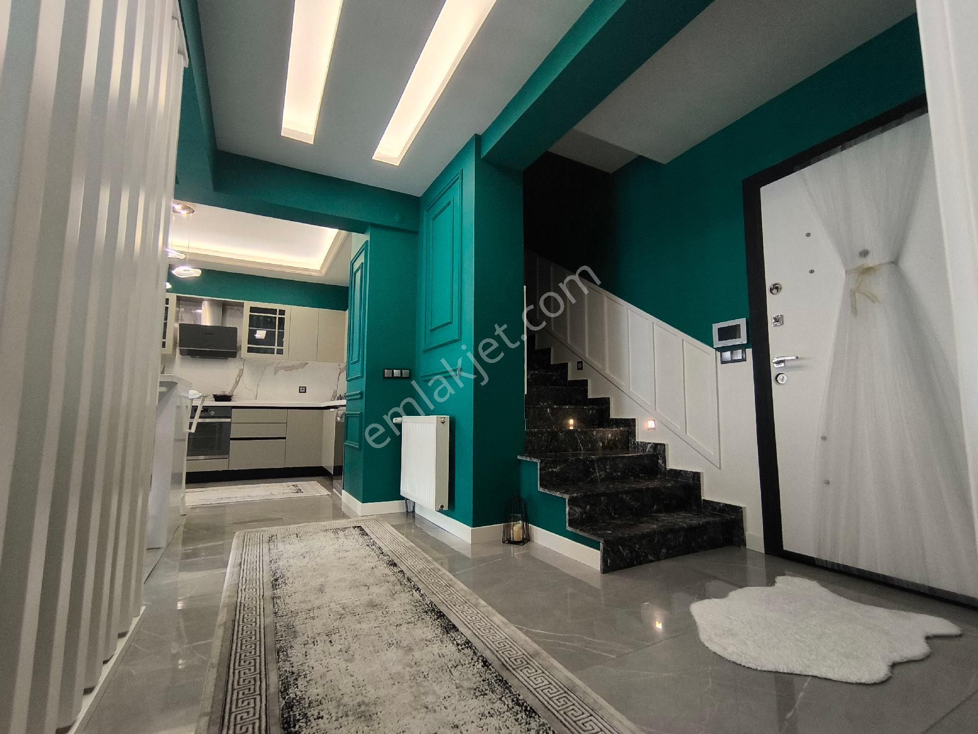 Zümrütte Kombili Dubleks Lüsk Fırsat Dairesi - Görsel 13