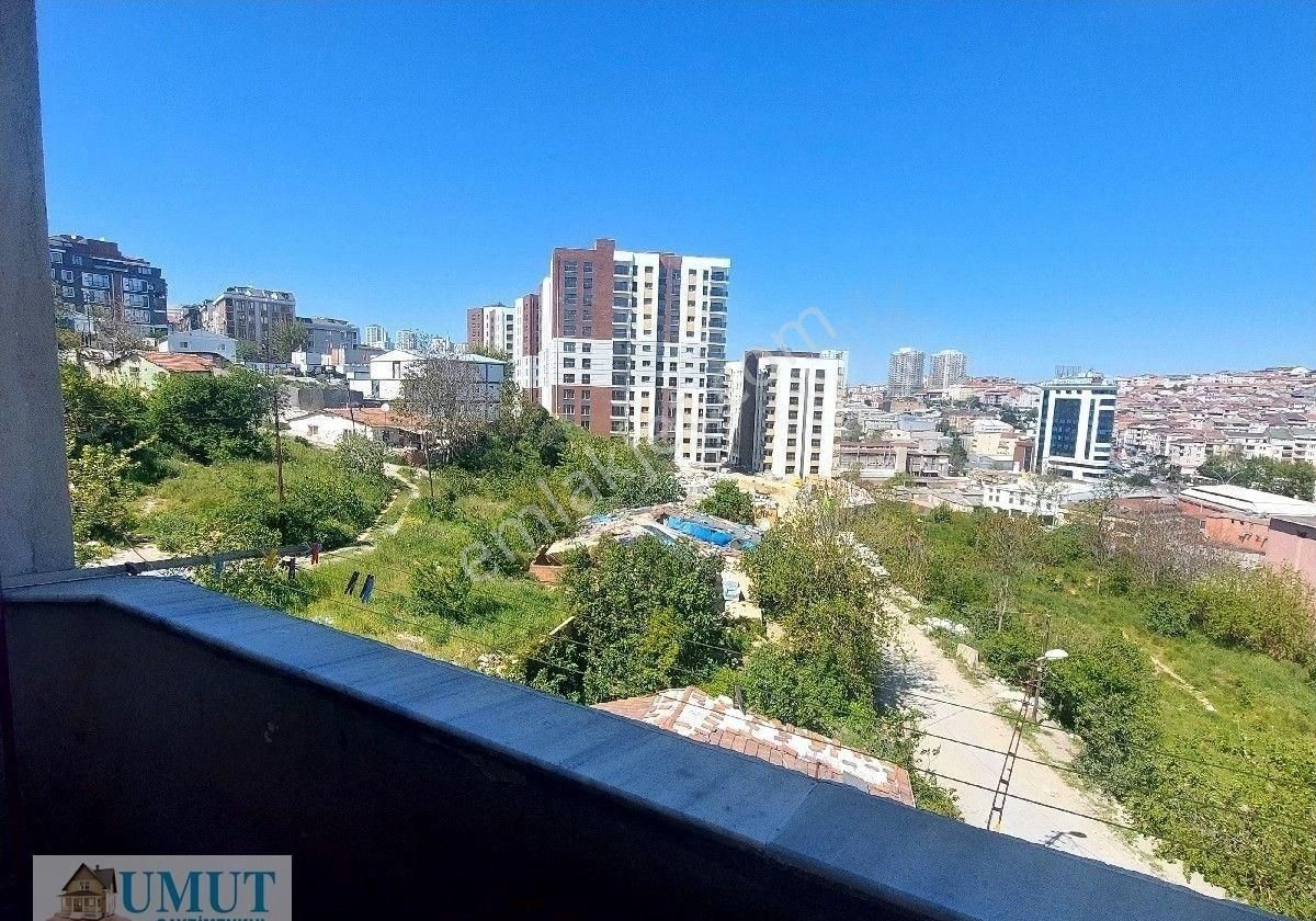 Gaziosmanpaşa Küçükköy De Toprak Tapulu Daire 3.kat 2+1 85 M2