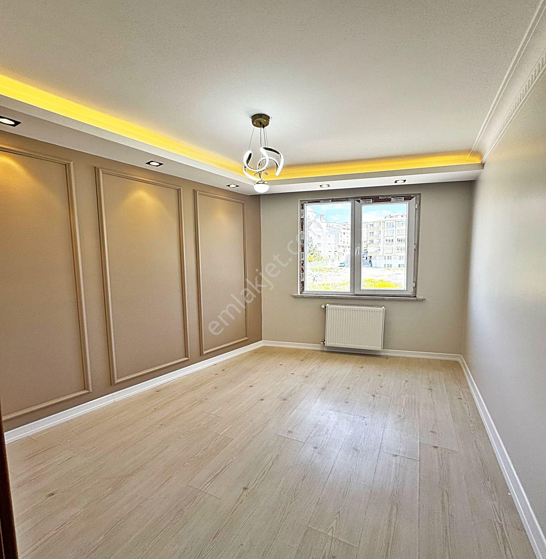 Aci Satılık Metrobüse Yakın 2+1 Geniş İskanlı Temiz Binada Daire - Görsel 26